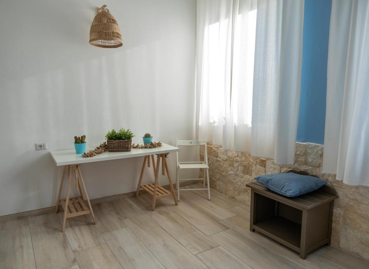 Torrelama Room & Breakfast Трани Екстериор снимка